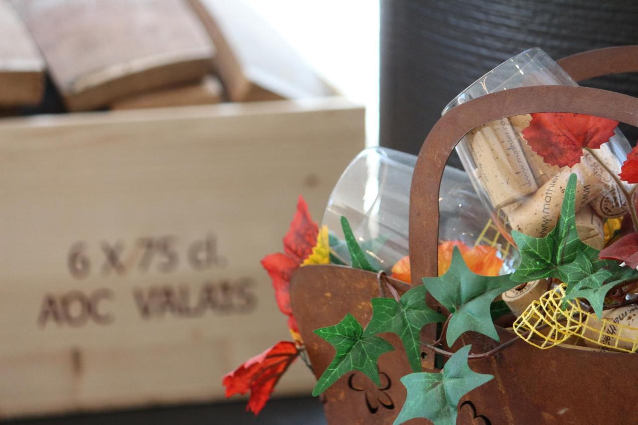 Bnb Vino Veritas Salgesch Exteriör bild